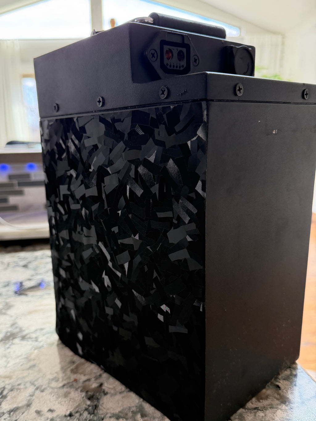 YOZMA/STRIKE FORGED CARBON BATTERY WRAP