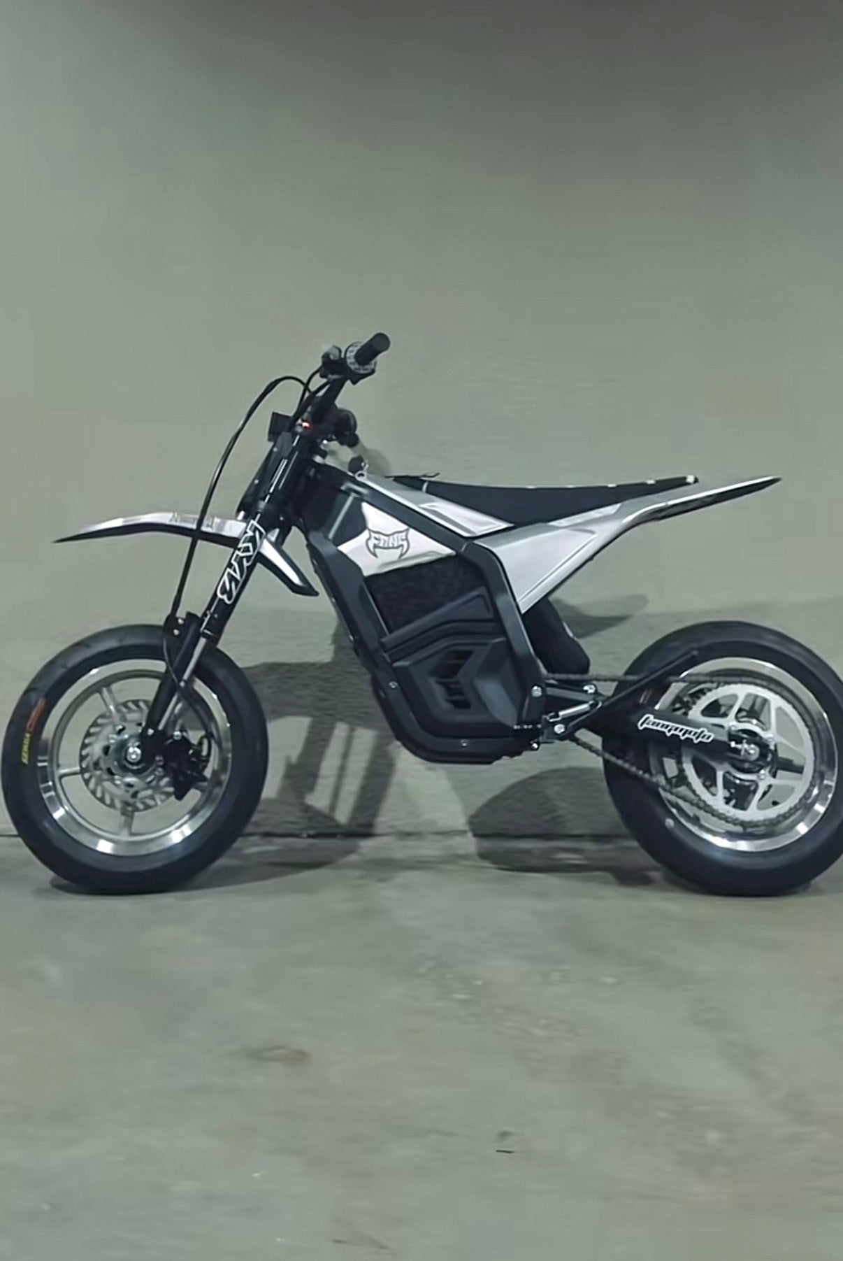 Yozma/Tuttio/Heybike/Strike Chrome 12” supermotos